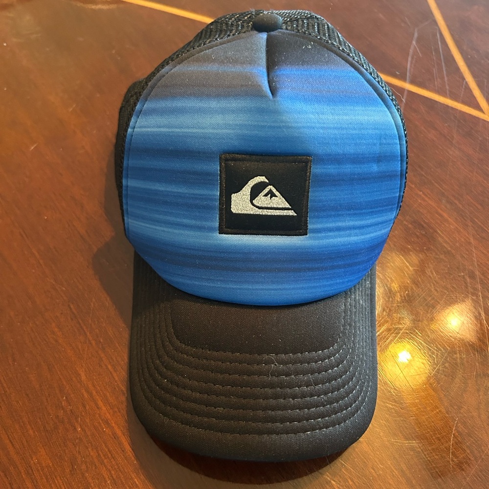 Quiksilver Black Mesh Cap
